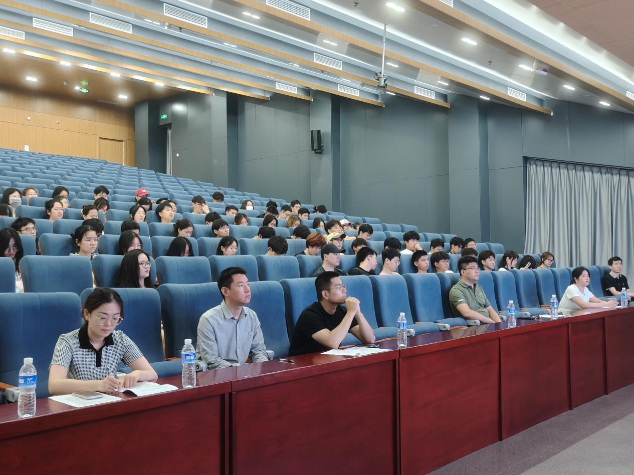 E192AF9588516E63592A63BE36ED827D